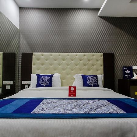 Oyo Hotel Stay Home Near Shilparamam Hyderabad Eksteriør billede